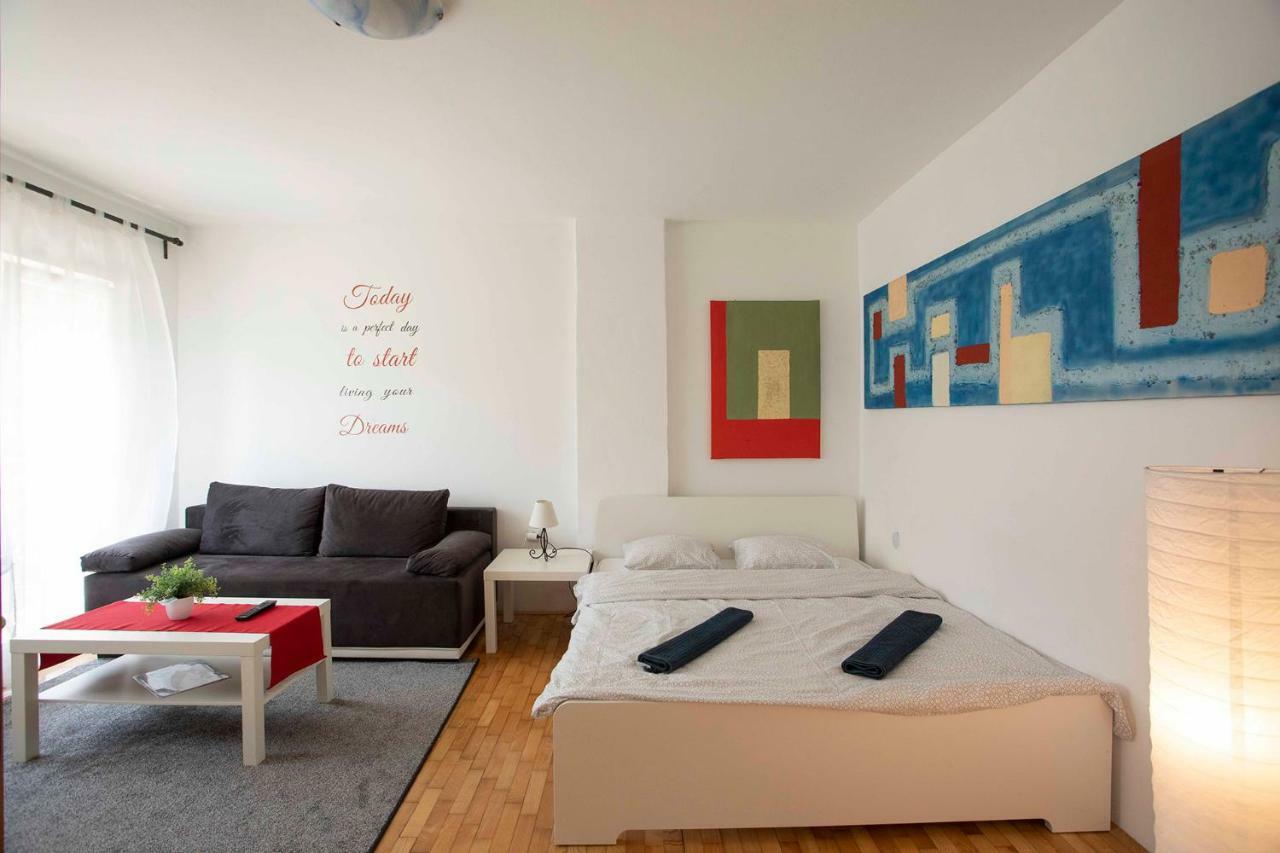 Studio Apartman Natali Zagreb Exterior foto